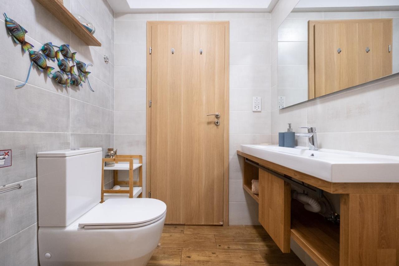 Townhouse By The Sea Pirate Harbor Apartment Paphos Luaran gambar