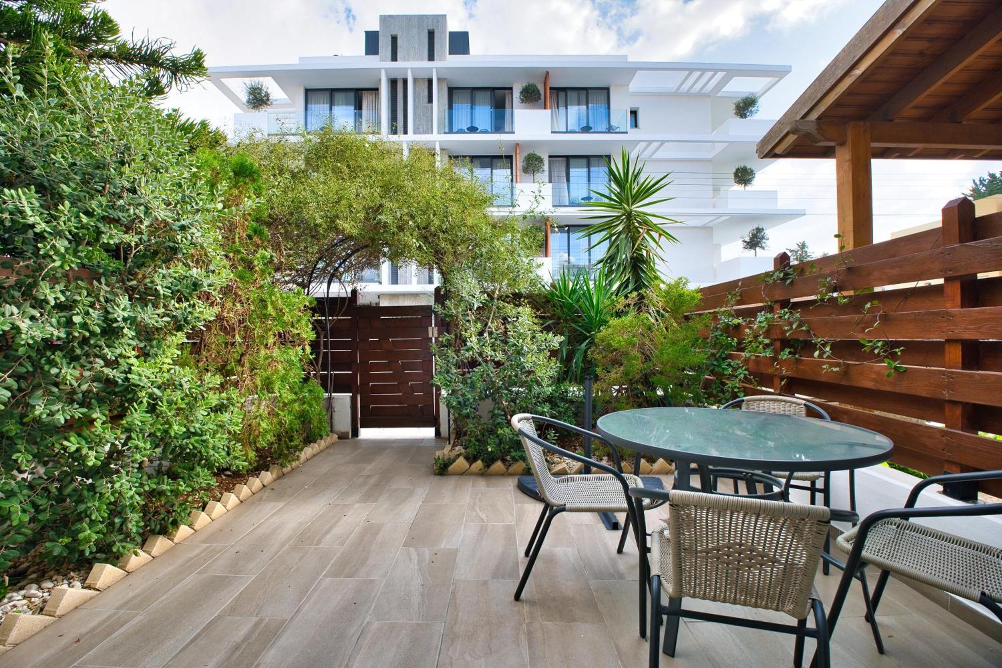 Townhouse By The Sea Pirate Harbor Apartment Paphos Luaran gambar