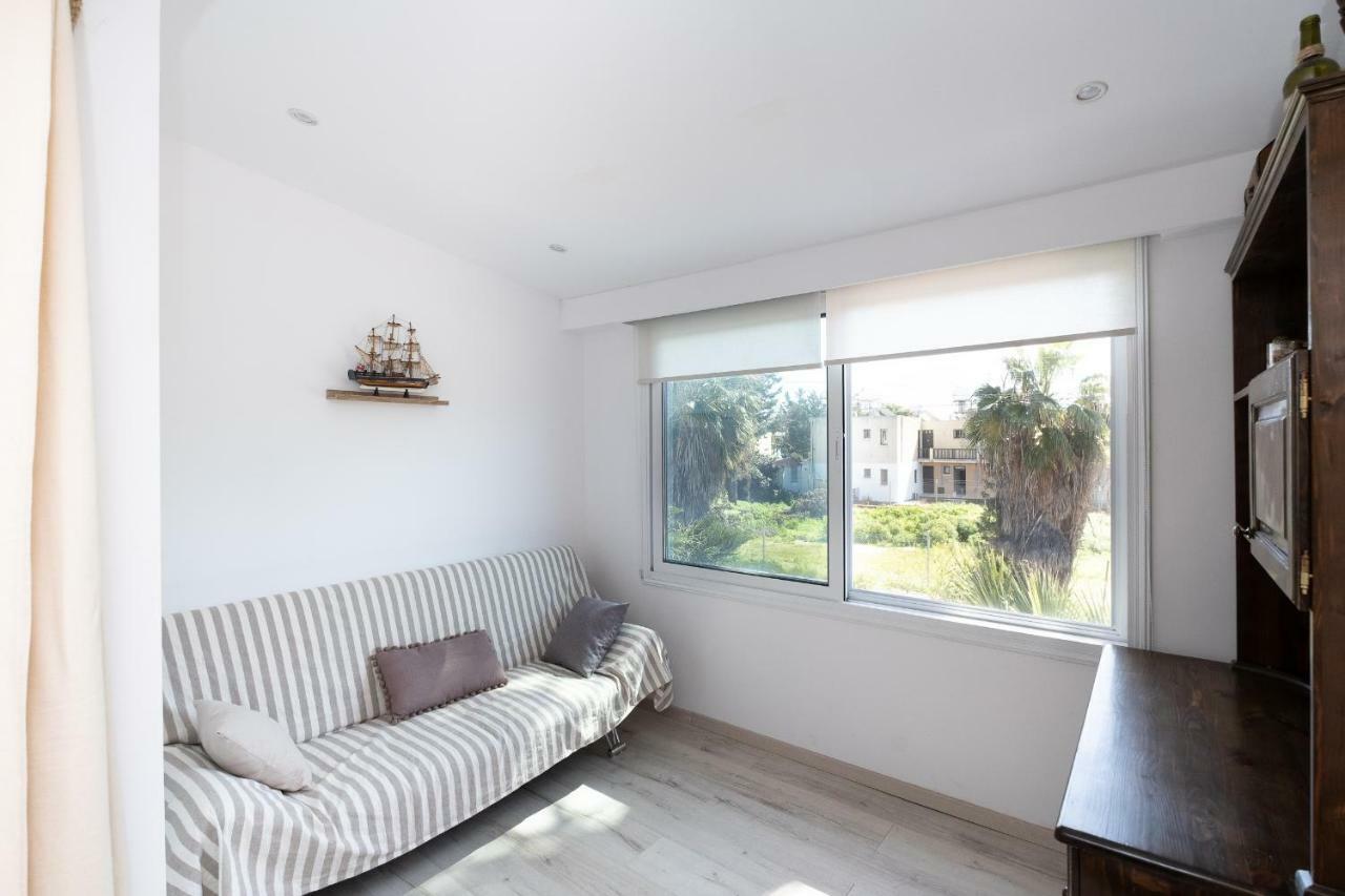 Townhouse By The Sea Pirate Harbor Apartment Paphos Luaran gambar